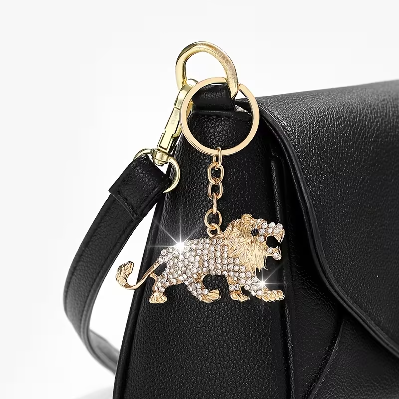 3D Aesthetic Bold Lion-Shaped Pendant Keychain